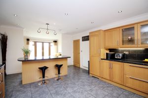 Kitchen- click for photo gallery